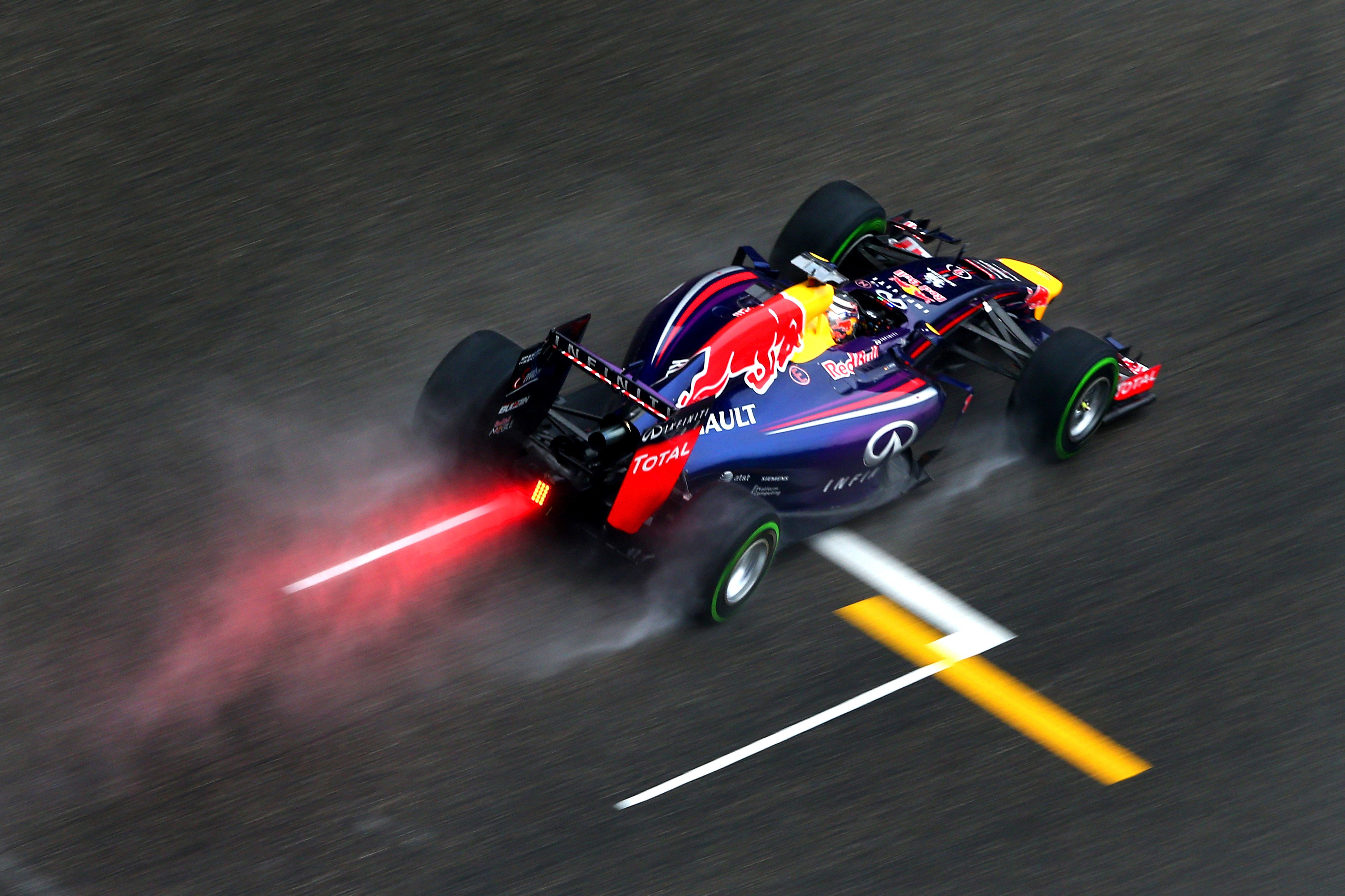 5184x3456 Wallpaper rain, Formula Red Bull, Vettel, Sebastian, rb 10 for mobile and desktop, section спорт, resolution 5184x3456