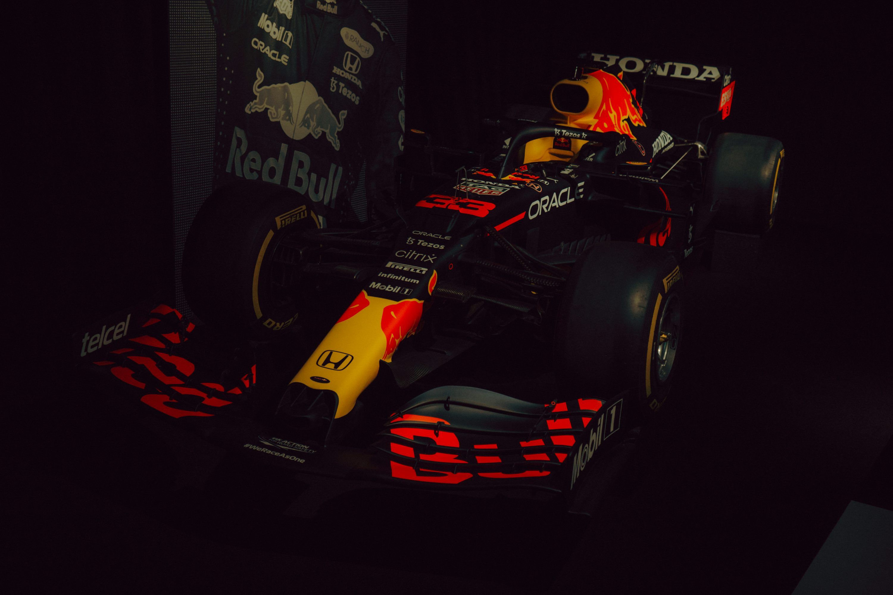 3000x2000 Red bull formula 1 race car on display photo