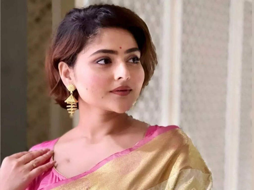 1024x768 Bengali actor Aindrila Sharma passes away at 24; had