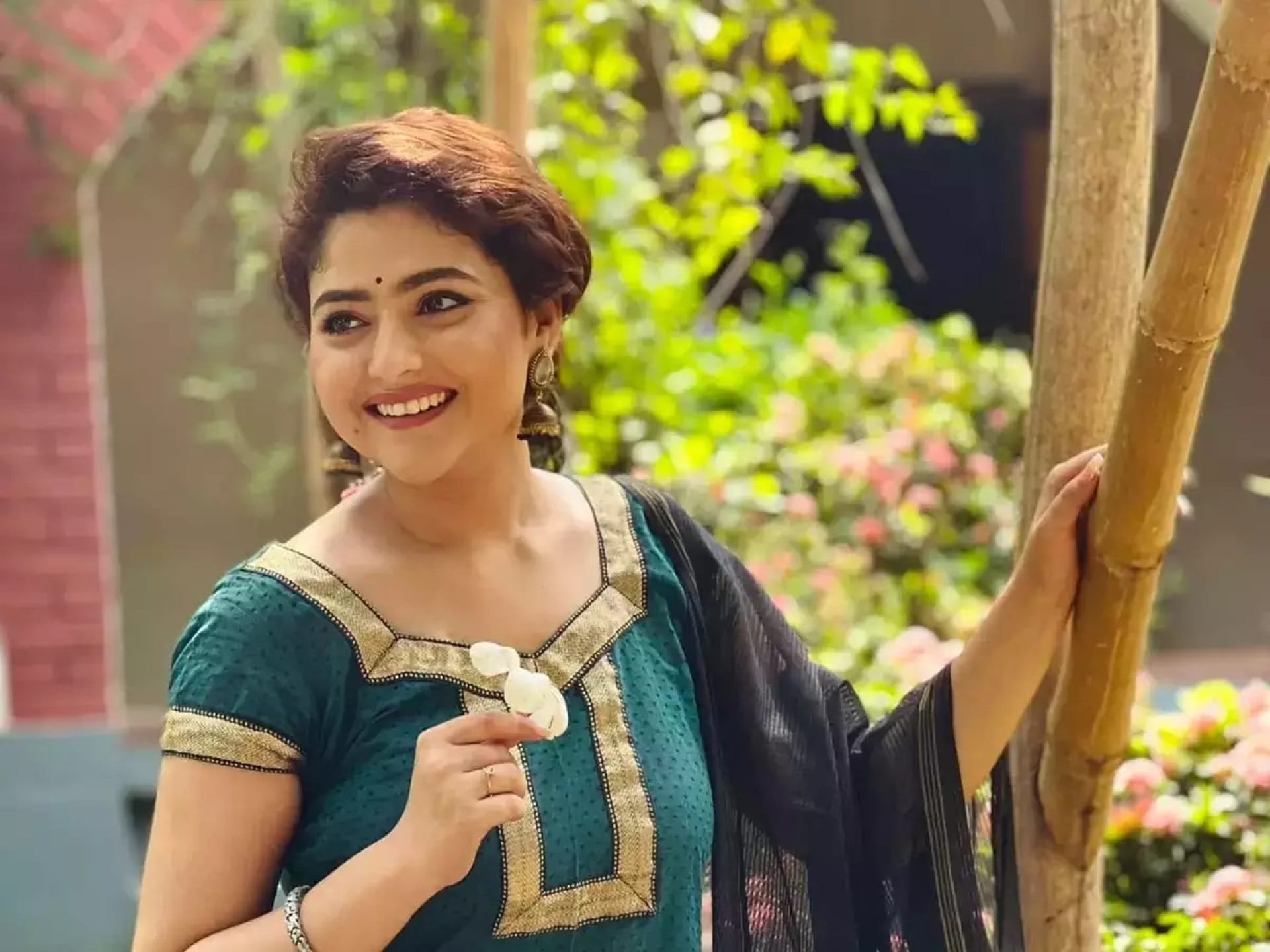 1920x1440 West Bengal:अभिनेत्री एंड्रिला शर्मा वेंटिलेटर पर, हालत नाजुक Bengal: Actress Aindrila Sharma On Ventilator, Condition Critical Ujala Hindi News Live