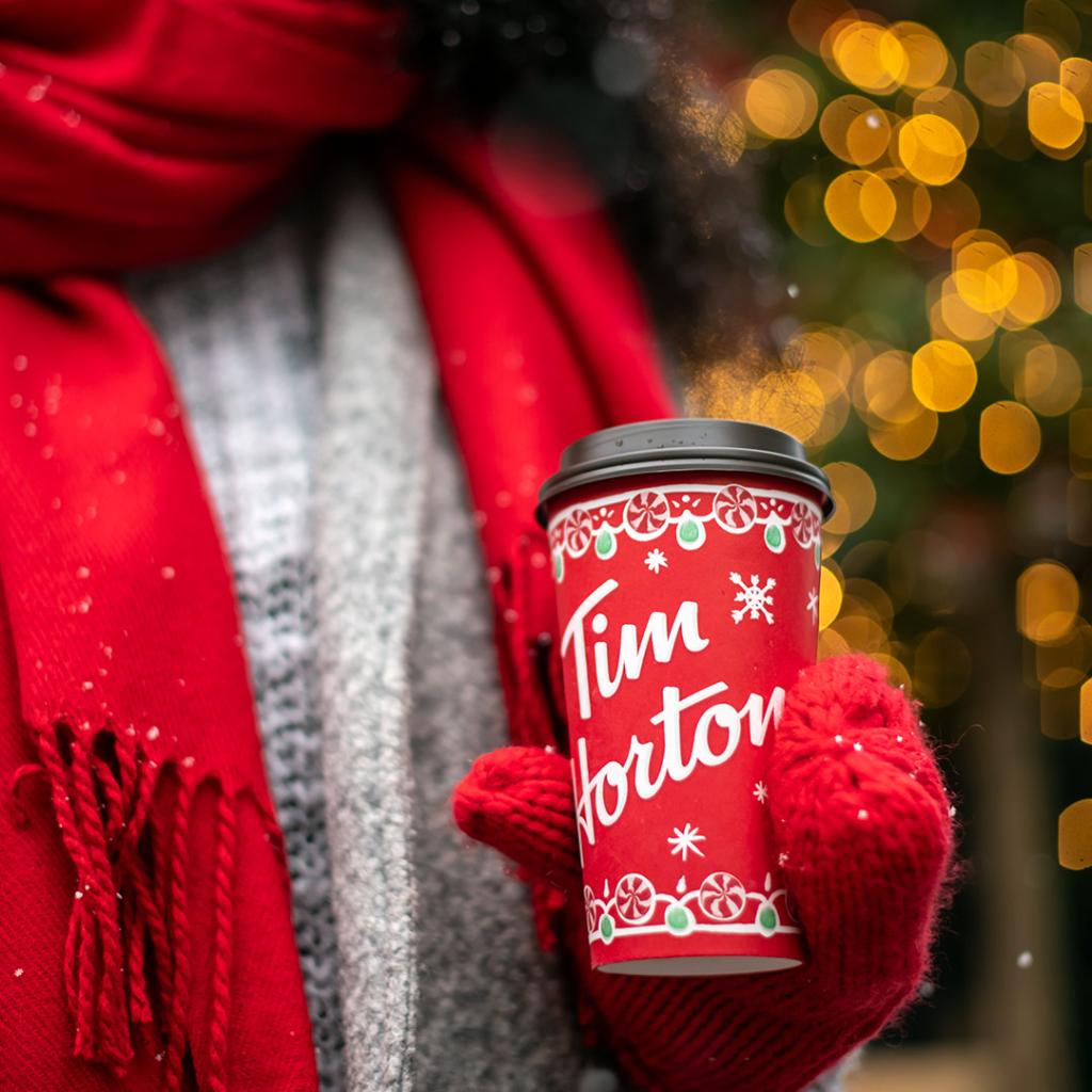 1024x1024 Holiday cups are comin' to town