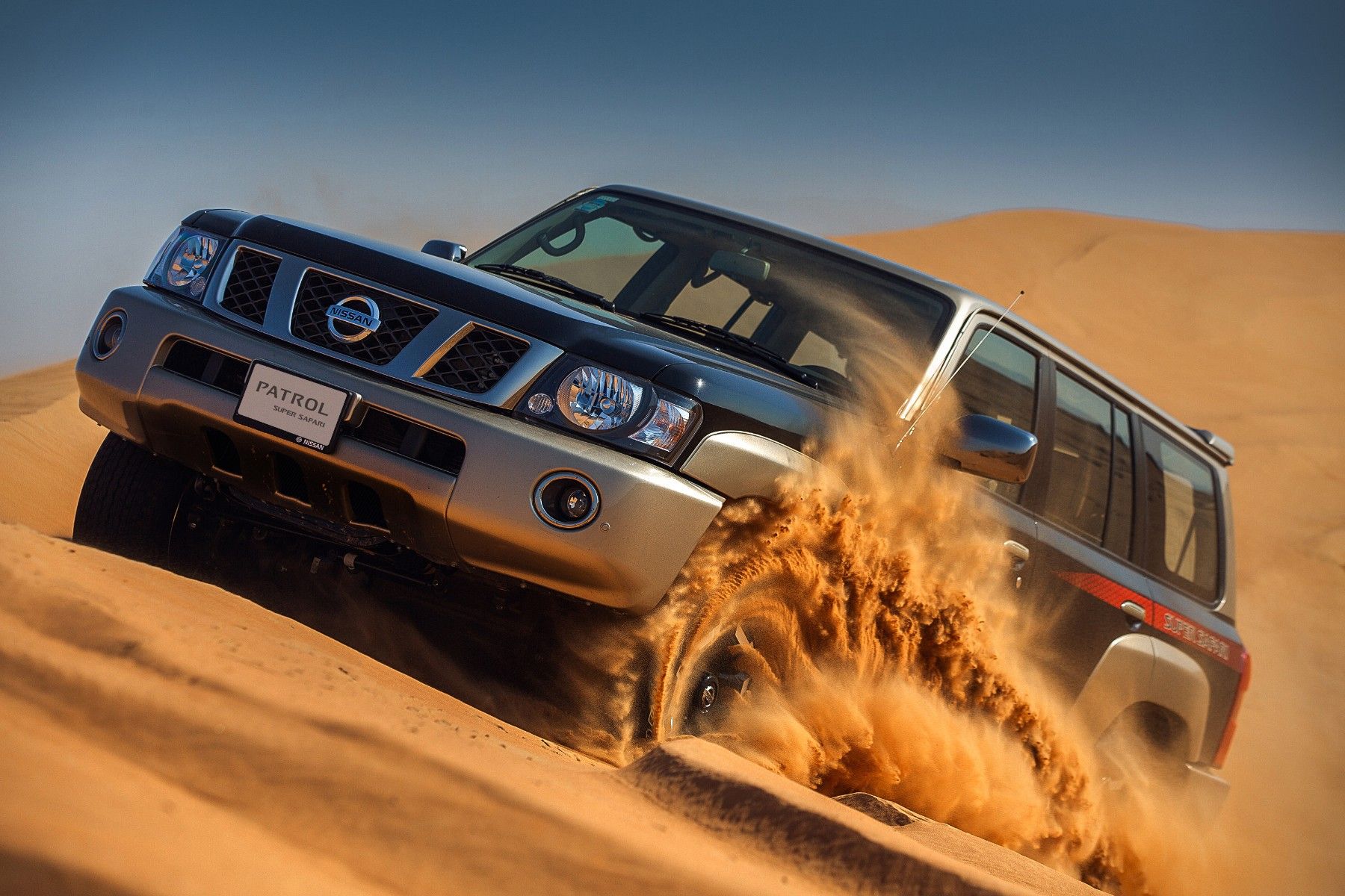 1800x1200 Nissan Patrol Super Safari Wallpaper