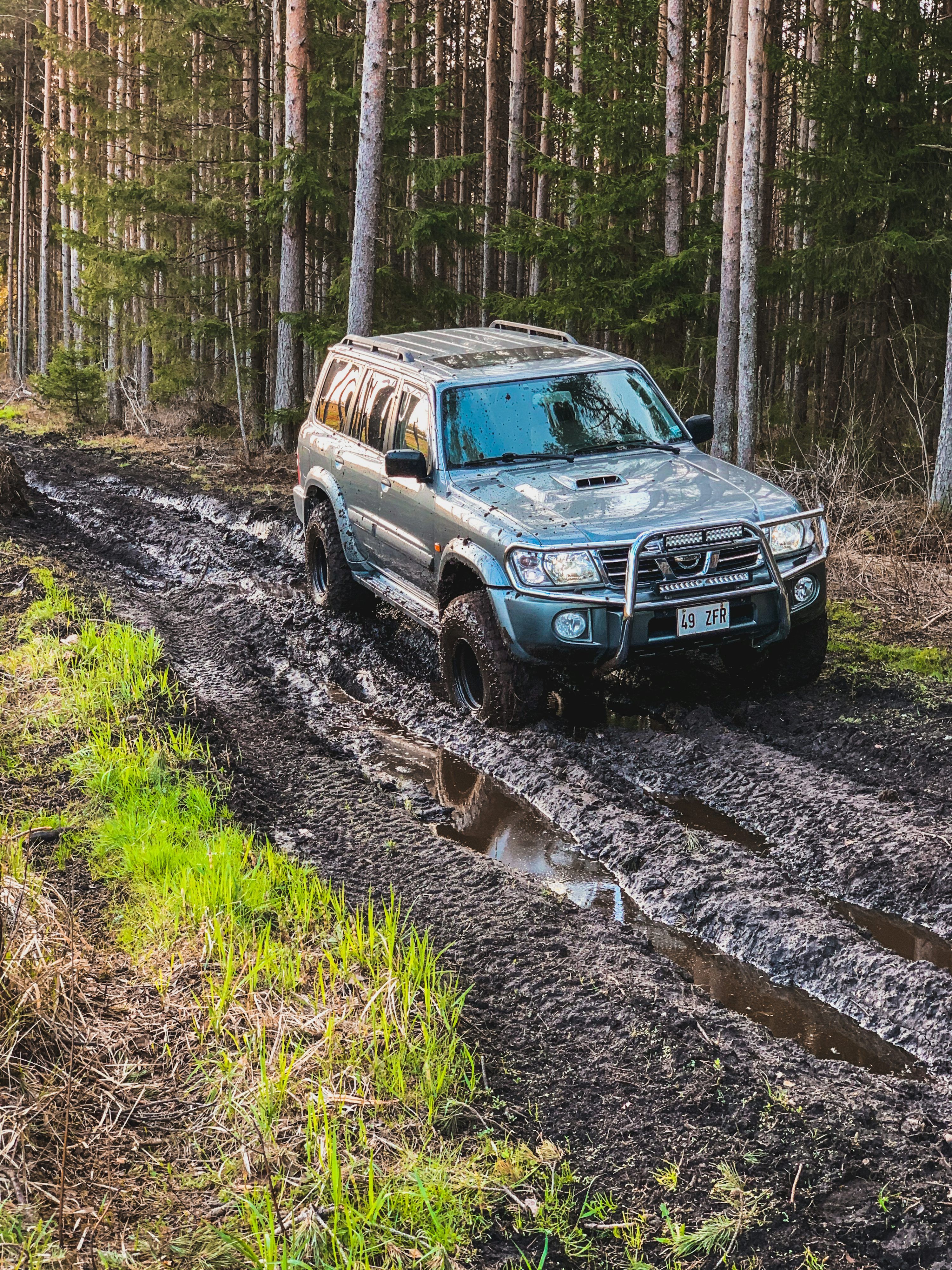 3000x4000 Nissan Patrol Picture. Download Free Image