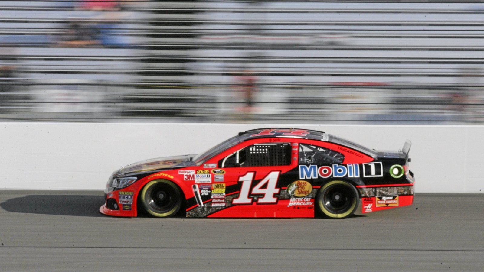 1600x900 Subdued Tony Stewart attempts to focus on racing