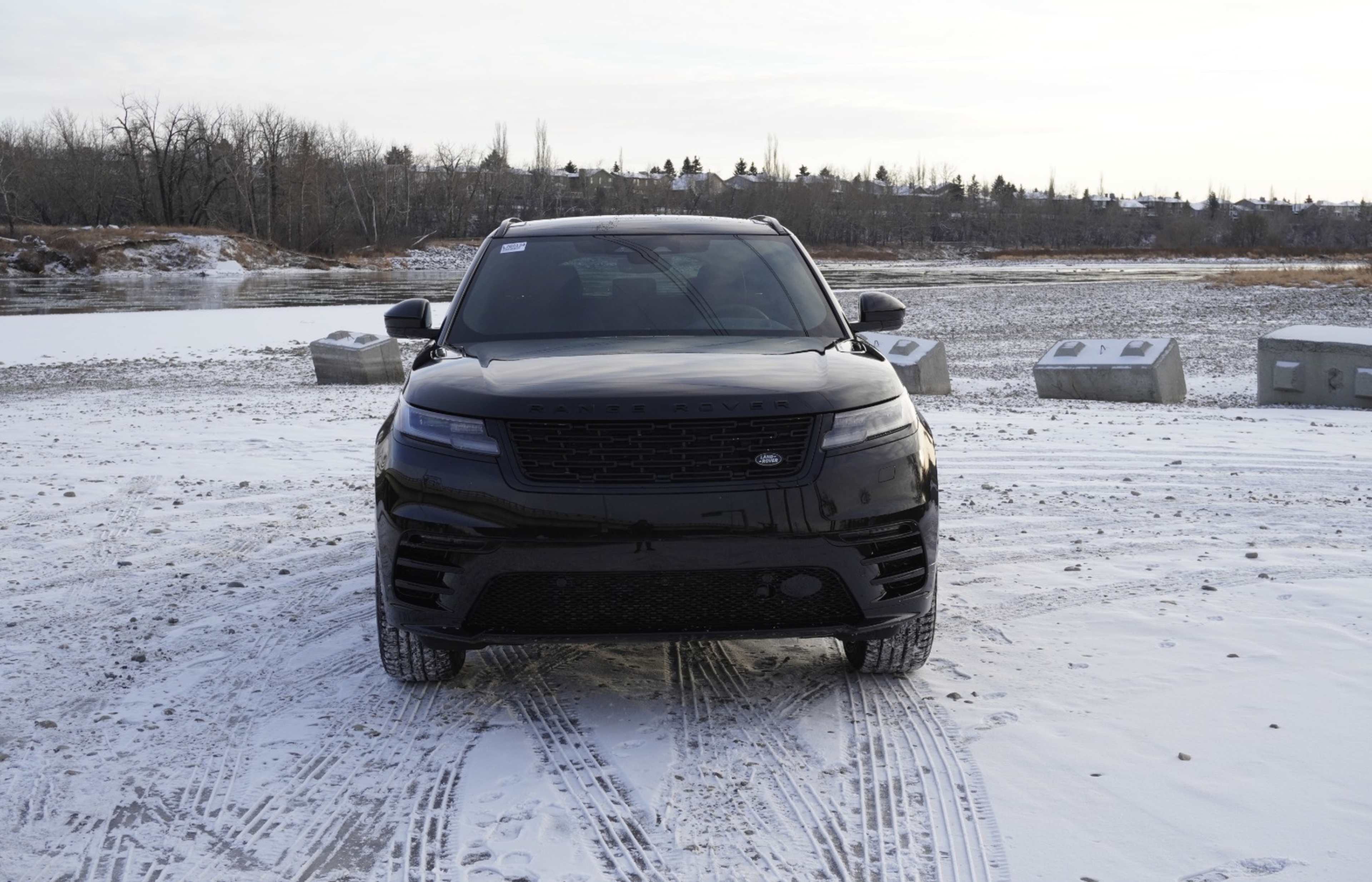 3840x2469 Land Rover Calgary. Request Information. Land Rover Range Rover Velar P250 Dynamic SE