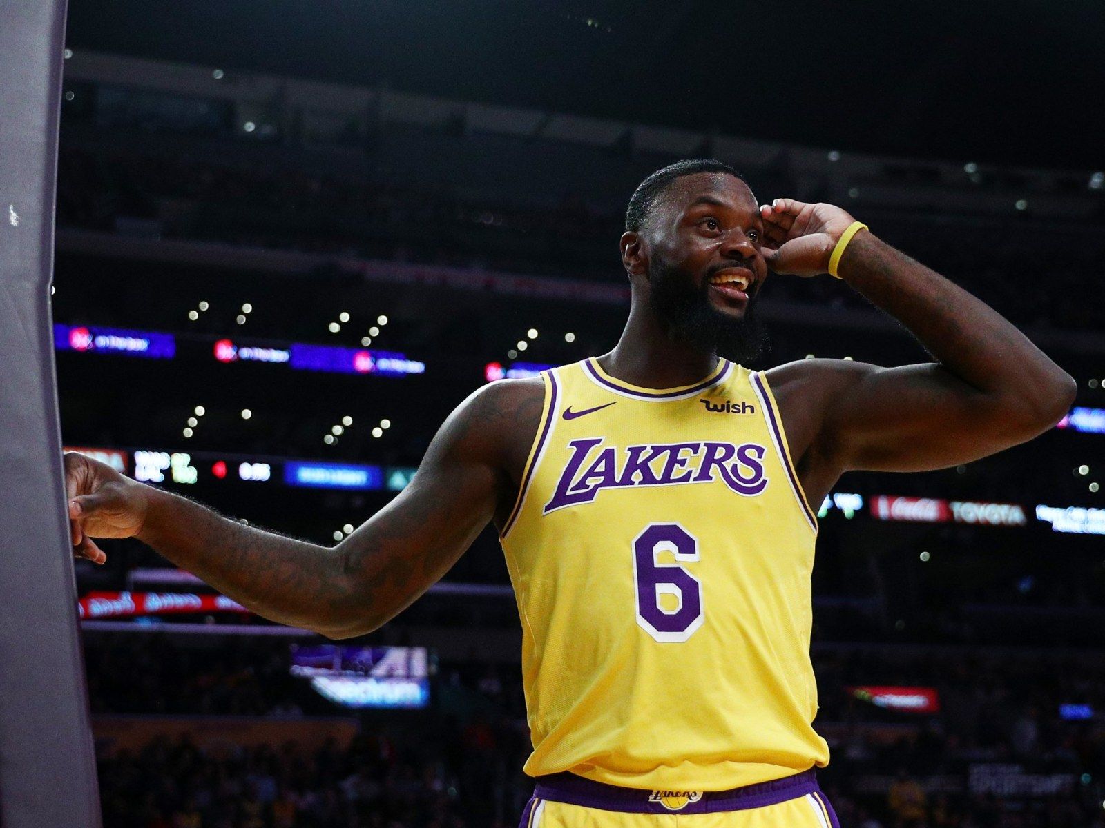 1600x1200 NBA Rumors: Another Ex Laker Hoping To Return But Unlikely In LA