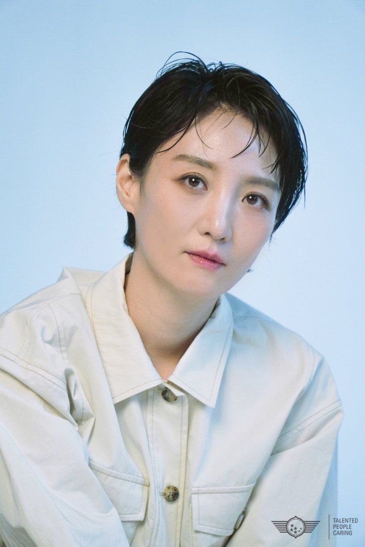 740x1110 Jo Eun Ji