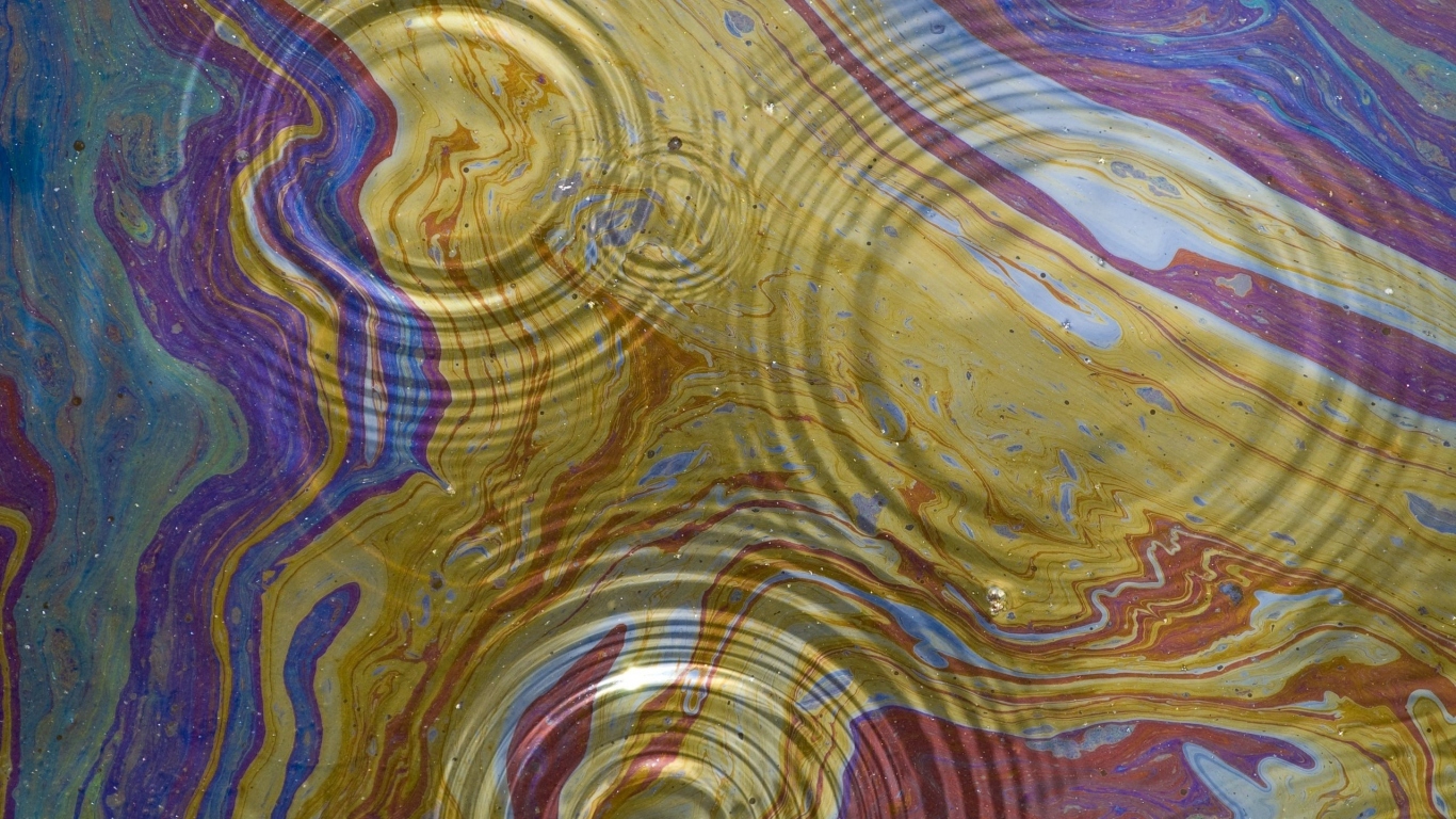 1366x768 An oil slick in the Gulf of Mexico Desktop wallpaper 1366x768