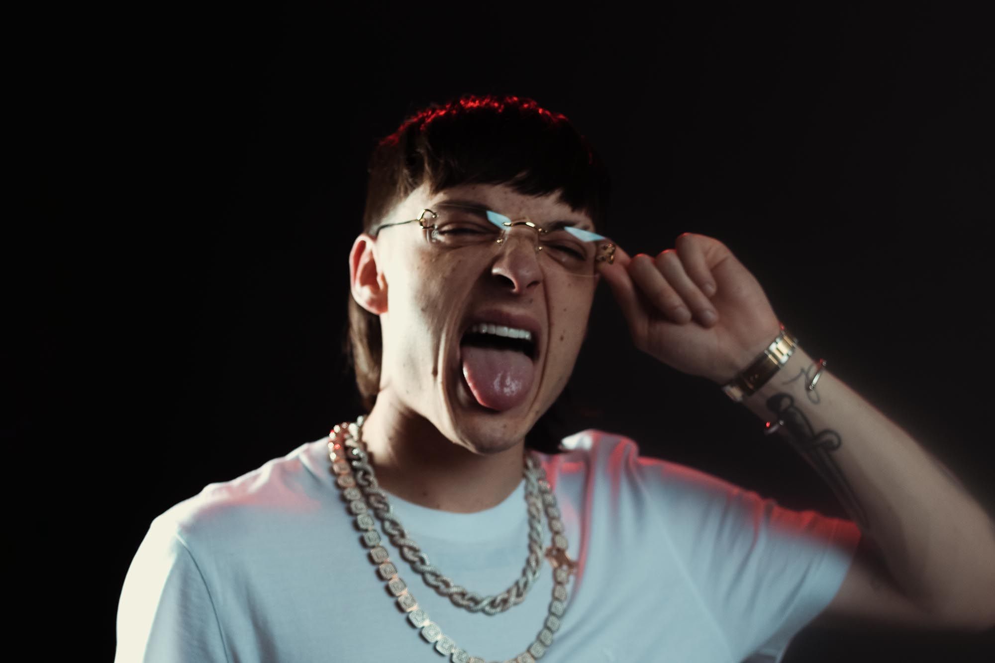 2000x1334 Peso Pluma: New Album, Bad Bunny, 'Ella Baila Sola'
