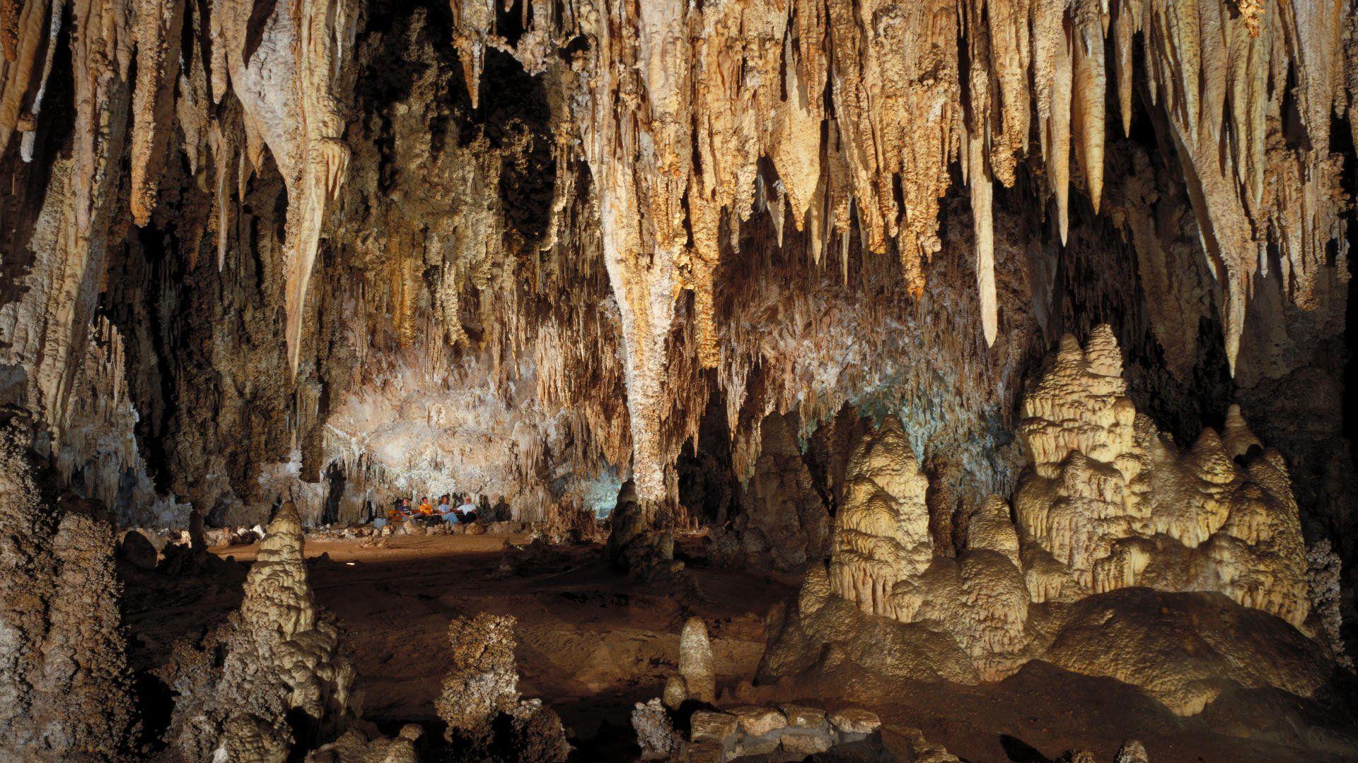 1920x1080 Carlsbad Caverns National Park Wallpaper
