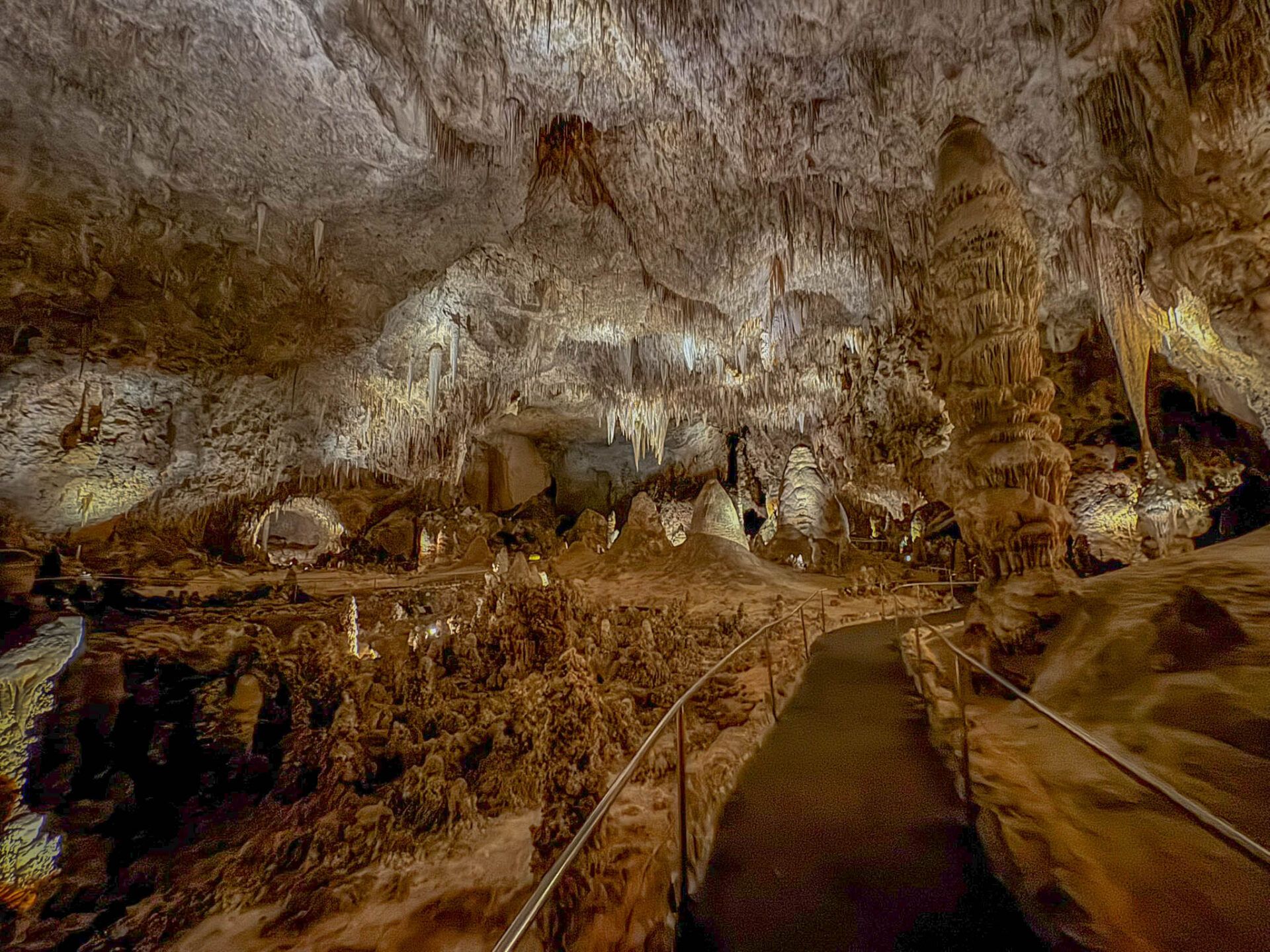 1920x1440 Carlsbad Caverns National Park: A Day in the Cave and a Night With the Bats New Mexico Travel Guy