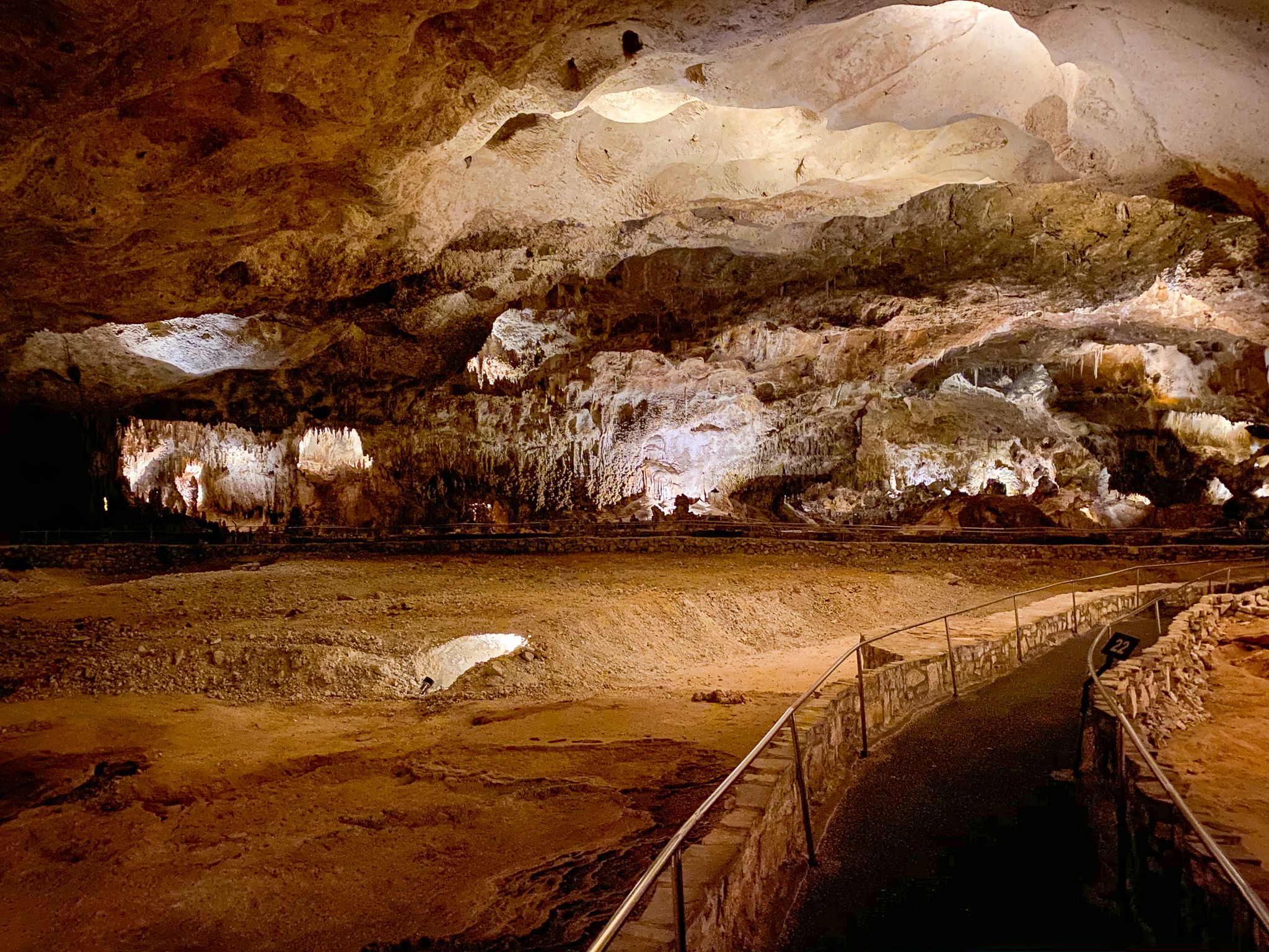 2048x1536 Carlsbad Caverns New Mexico