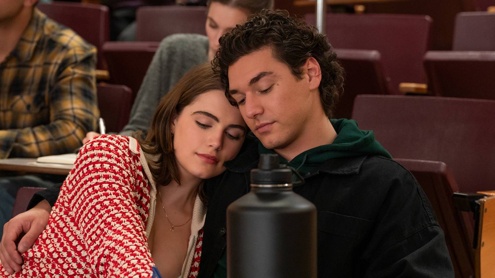 1600x900 Prime Video's 'Off Campus' Is Exactly What Romance Novel Lovers Want From a TV Adaptation