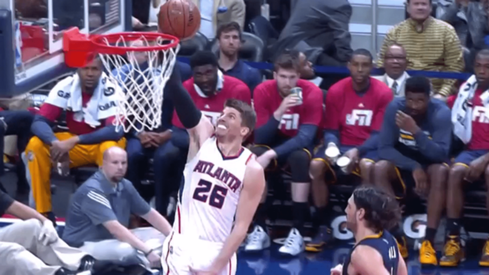 1920x1080 Hawks' Kyle Korver dunks for first time in three years