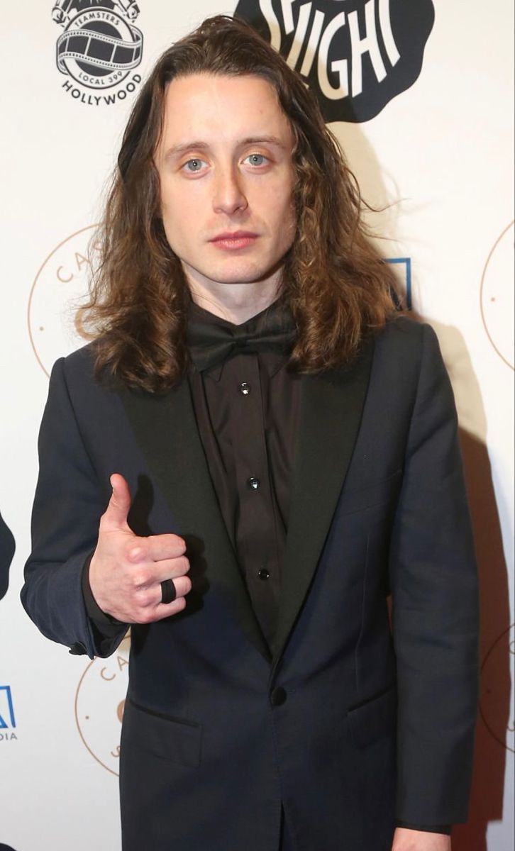 726x1200 rory culkin