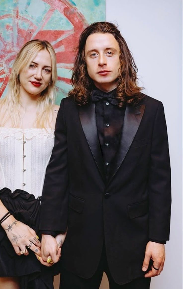 736x1159 Rory Culkin & Kate Arizmendi