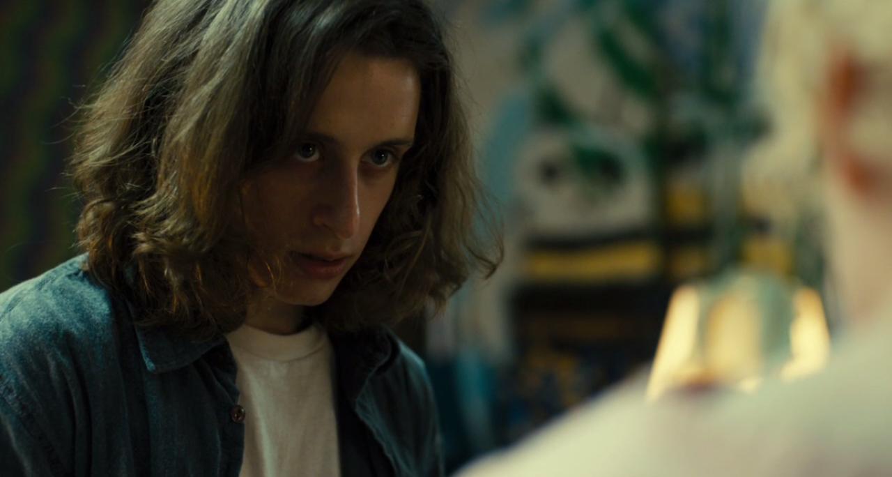 1280x684 Electrick Children (2012)