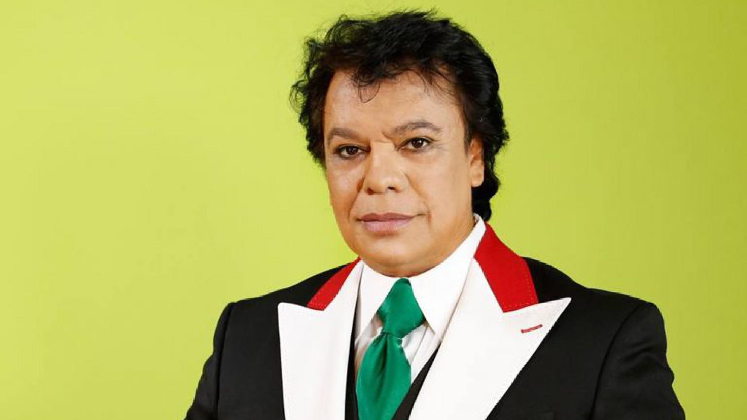 2560x1440 Juan Gabriel Wallpaper