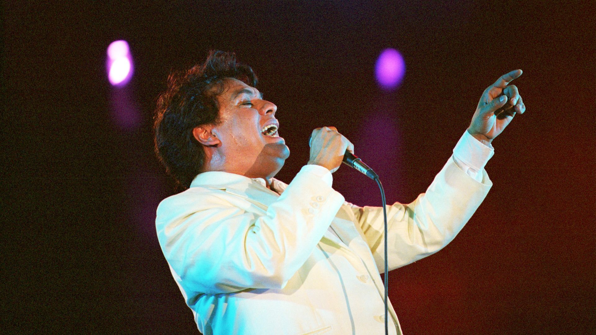 1920x1080 Juan Gabriel's hidden life gets unearthed on Netflix's new docuseries; creators share with ¡HOLA! creative process