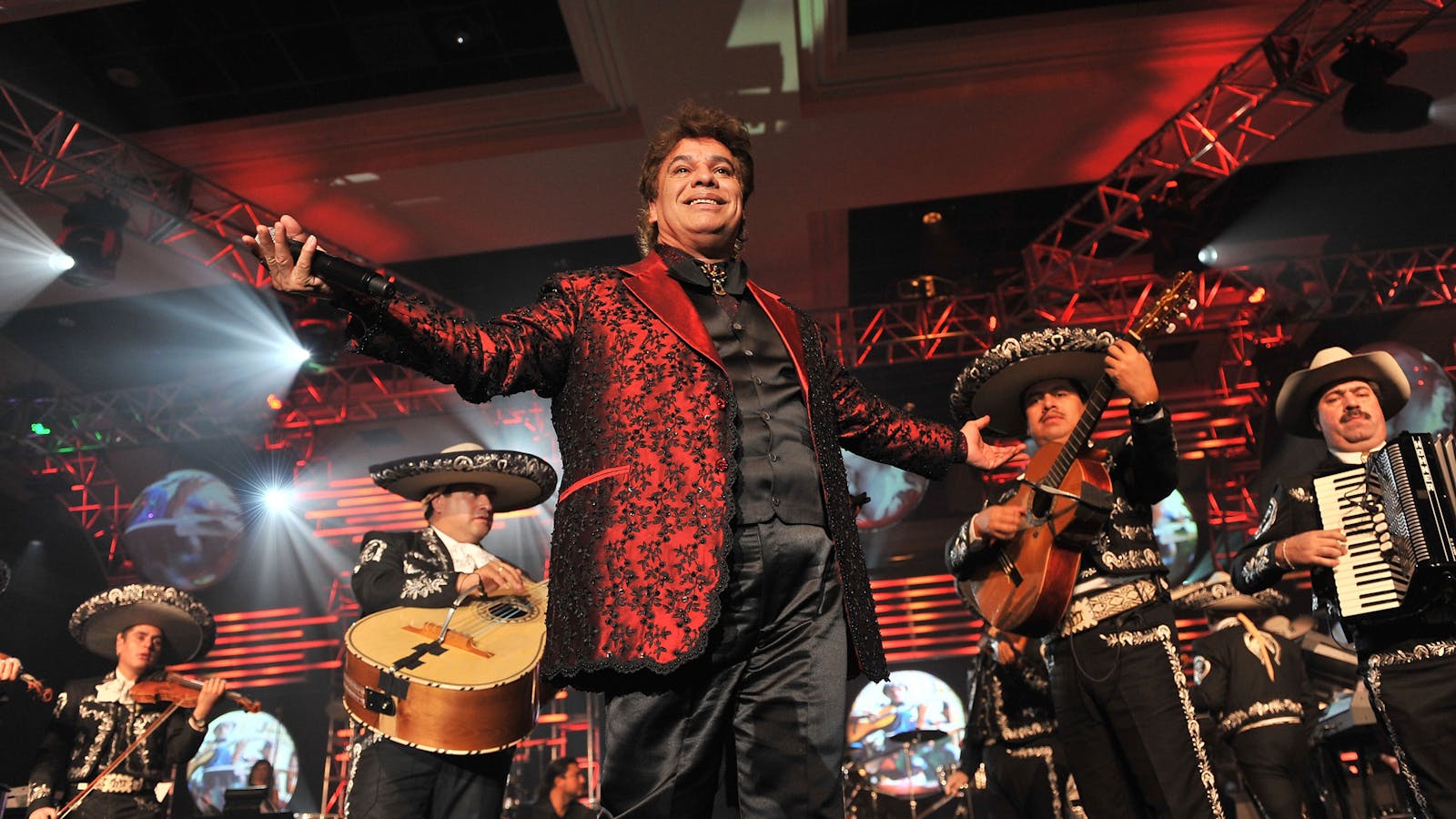 1600x900 Juan Gabriel Is Gone, but the Singer's Spirit Lives On at a Juárez Museum