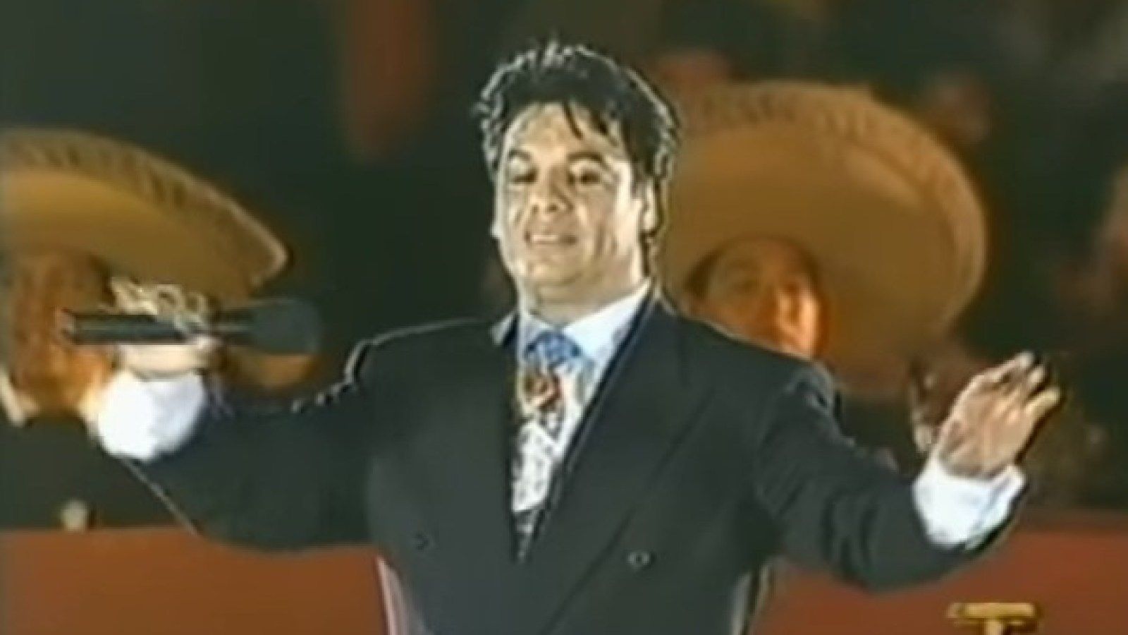 1600x900 Juan Gabriel reflects on landmark Rose Bowl show in 1993 interview