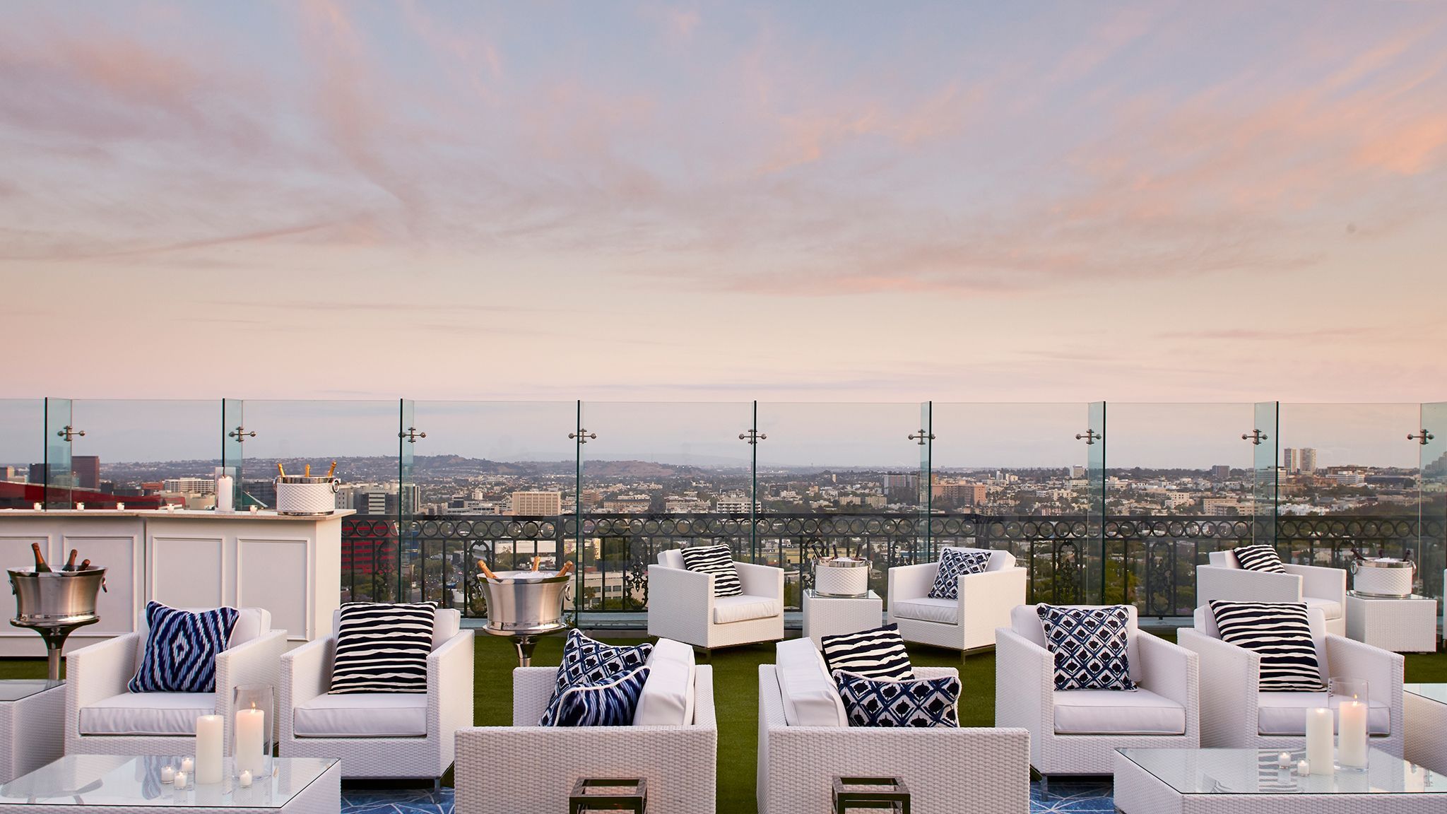 2048x1152 London West Hollywood, Los Angeles, California, USA Review. Condé Nast Traveler