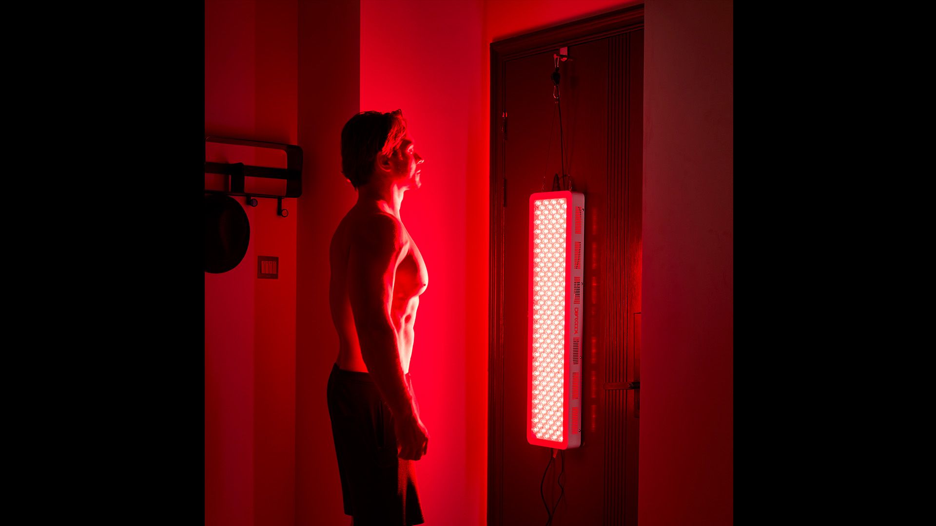 1920x1080 BestQool Red Light Panel Device, 660 nm & 850 nm Red Light Panel and Infrared Lamp, Elite Dual Chip Red Light Lamp with Timer, Portable Red Light Device for Body and Face