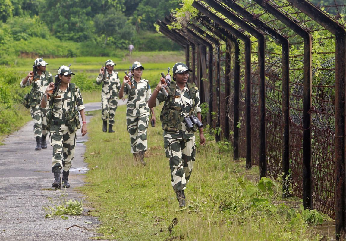 1148x800 Border Security Force Wallpaper
