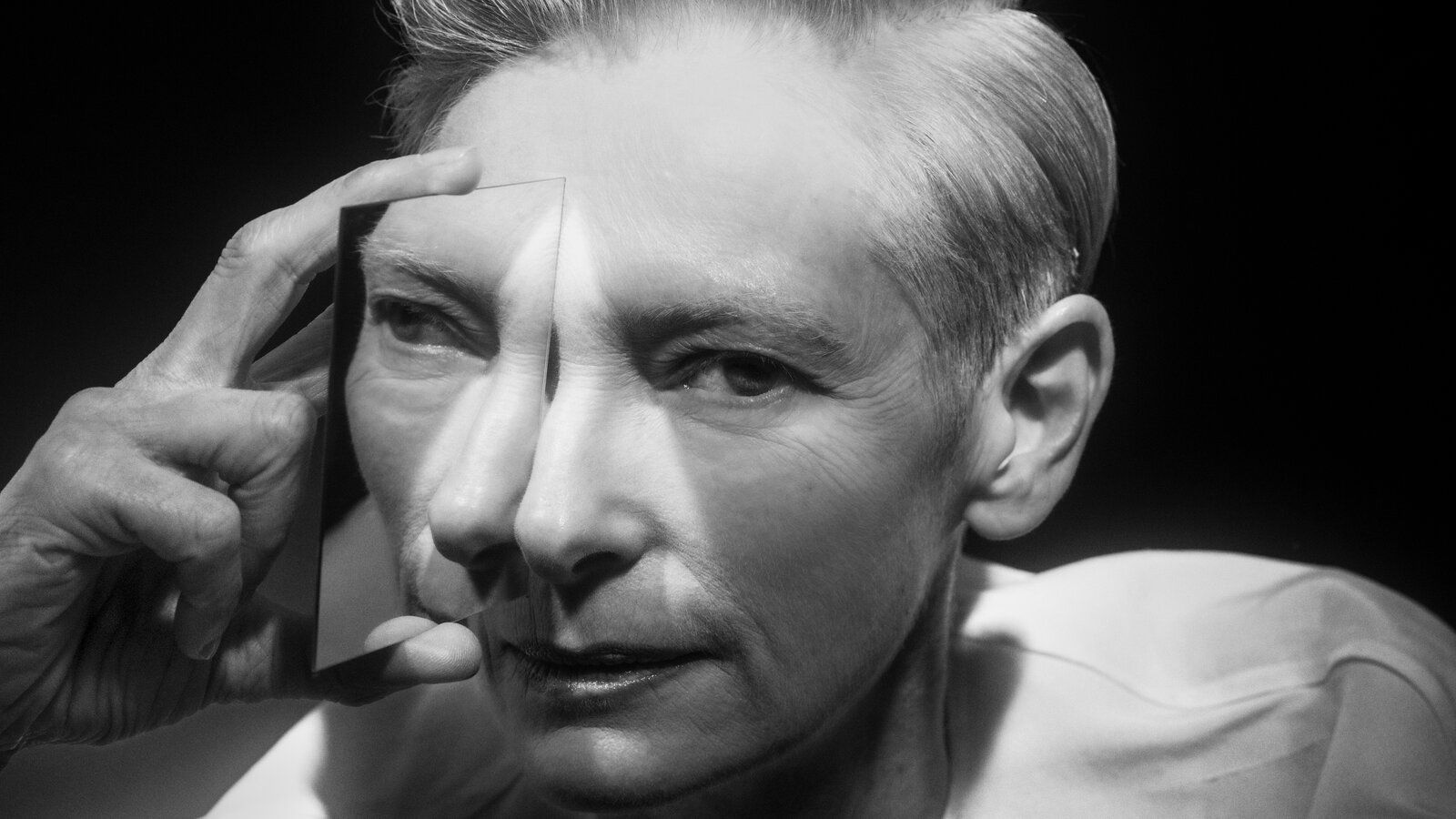 1600x900 The Interview': Tilda Swinton Would Like a Word with Trump About His Mother