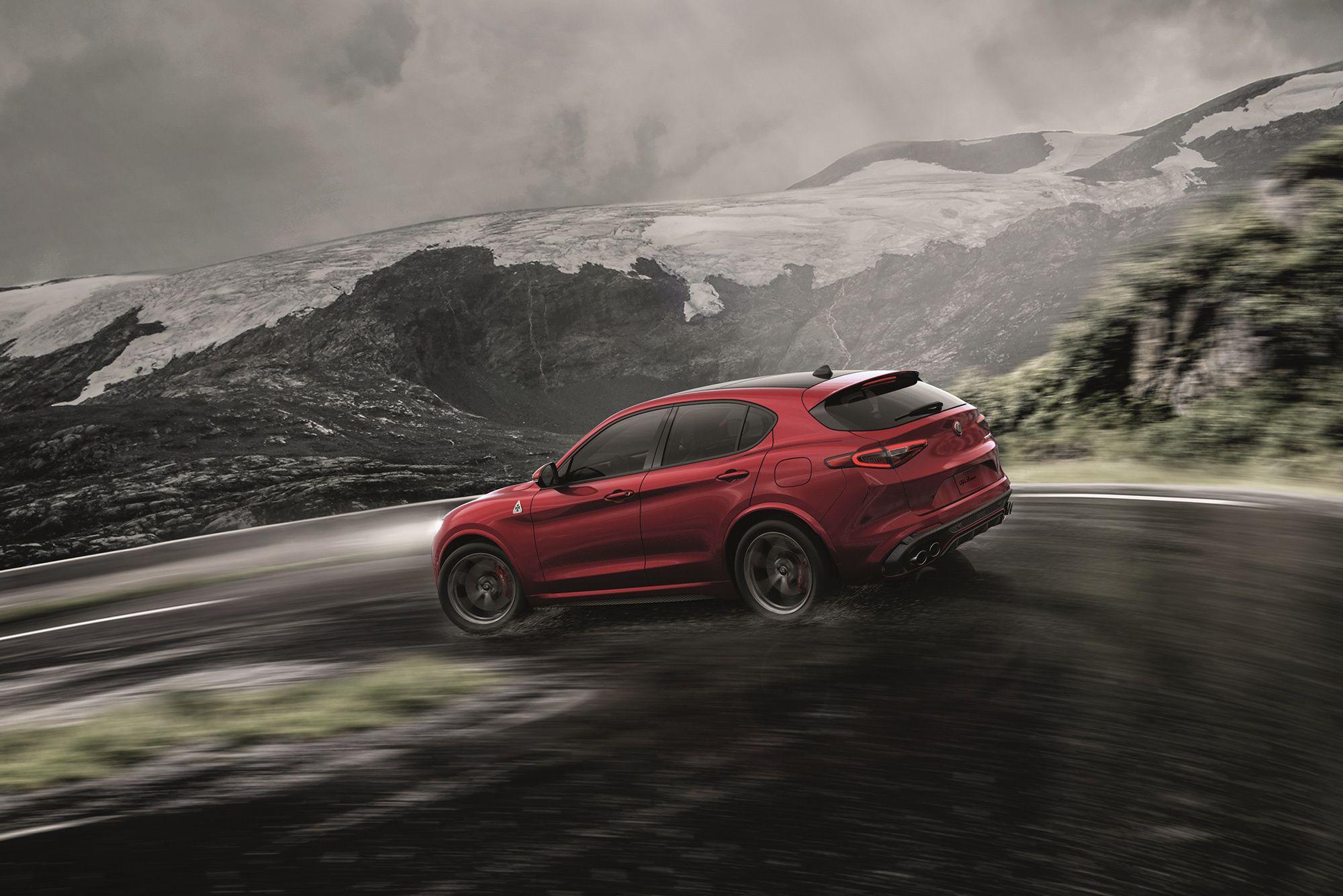2000x1335 Alfa Romeo Stelvio Wallpaper Image Photo Picture Background