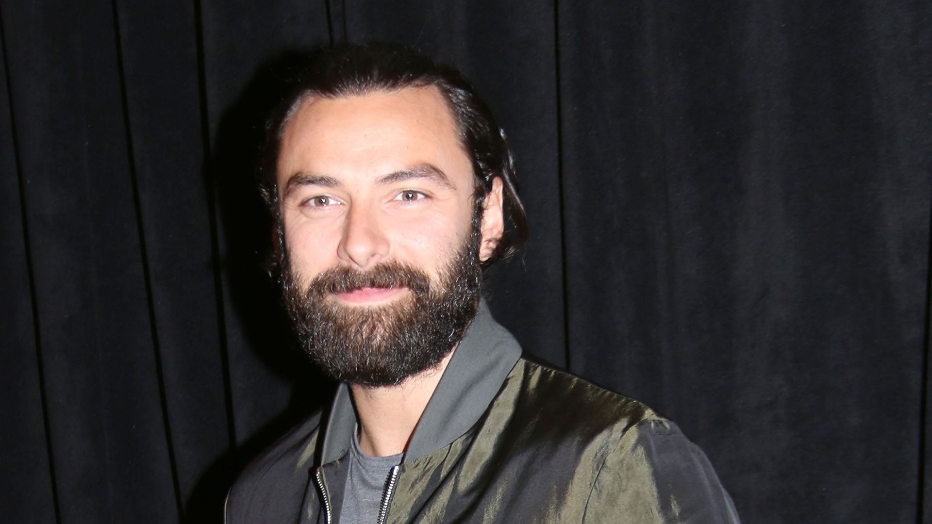 1920x1080 Aidan Turner: I don't think I'm dashing