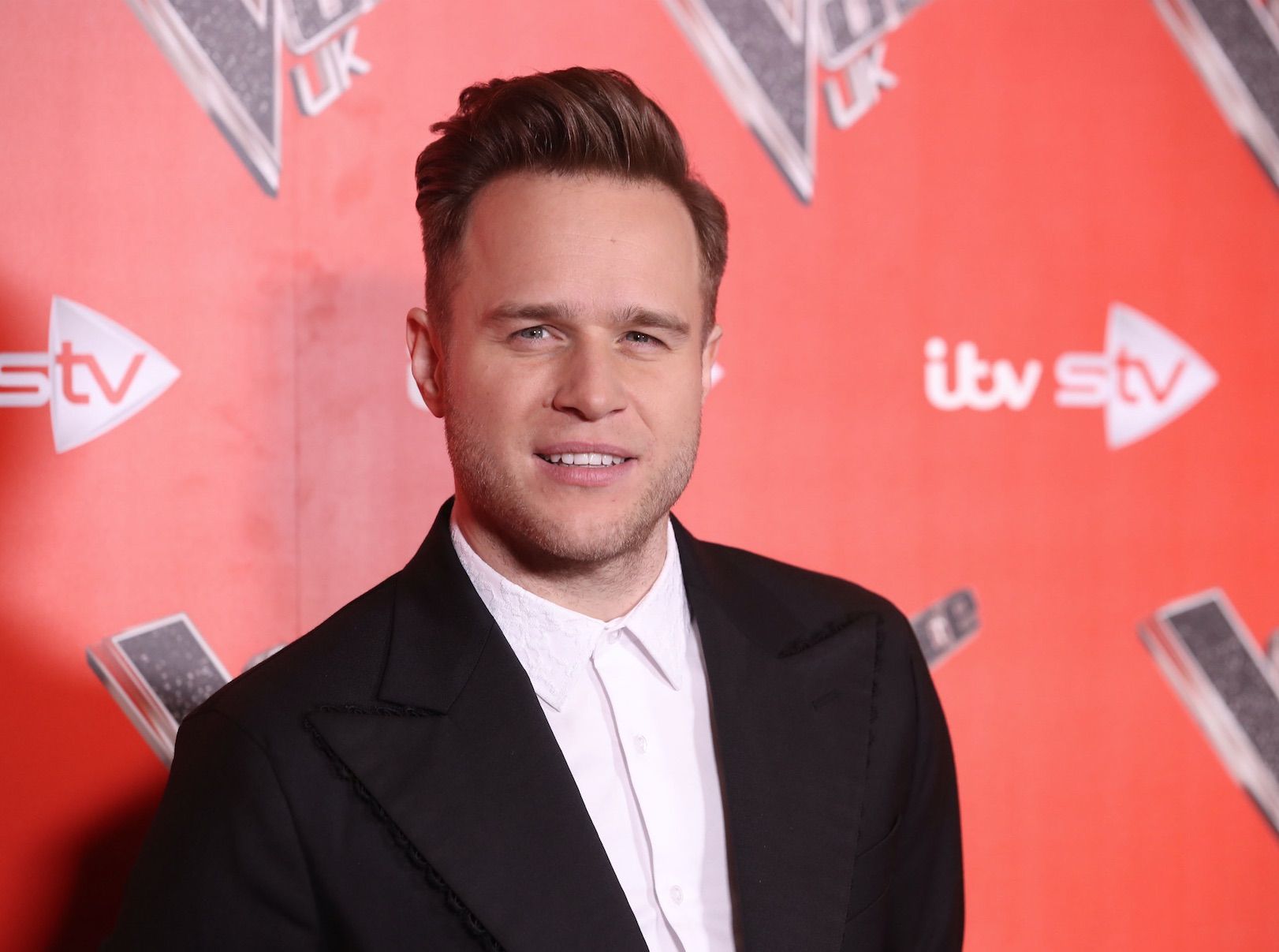 1622x1207 of our favourite Olly Murs singles