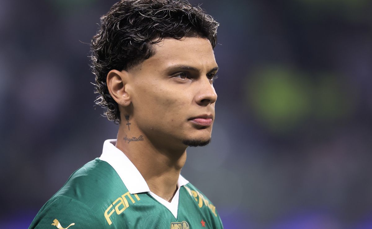 1200x740 Richard Ríos retorna ao Flamengo em busca de recuperação no Palmeiras