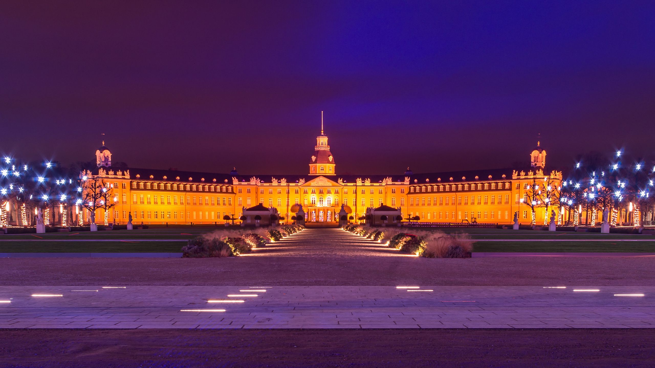 2560x1440 Karlsruhe Palace In Karlsruhe Germany HD Travel Wallpaper