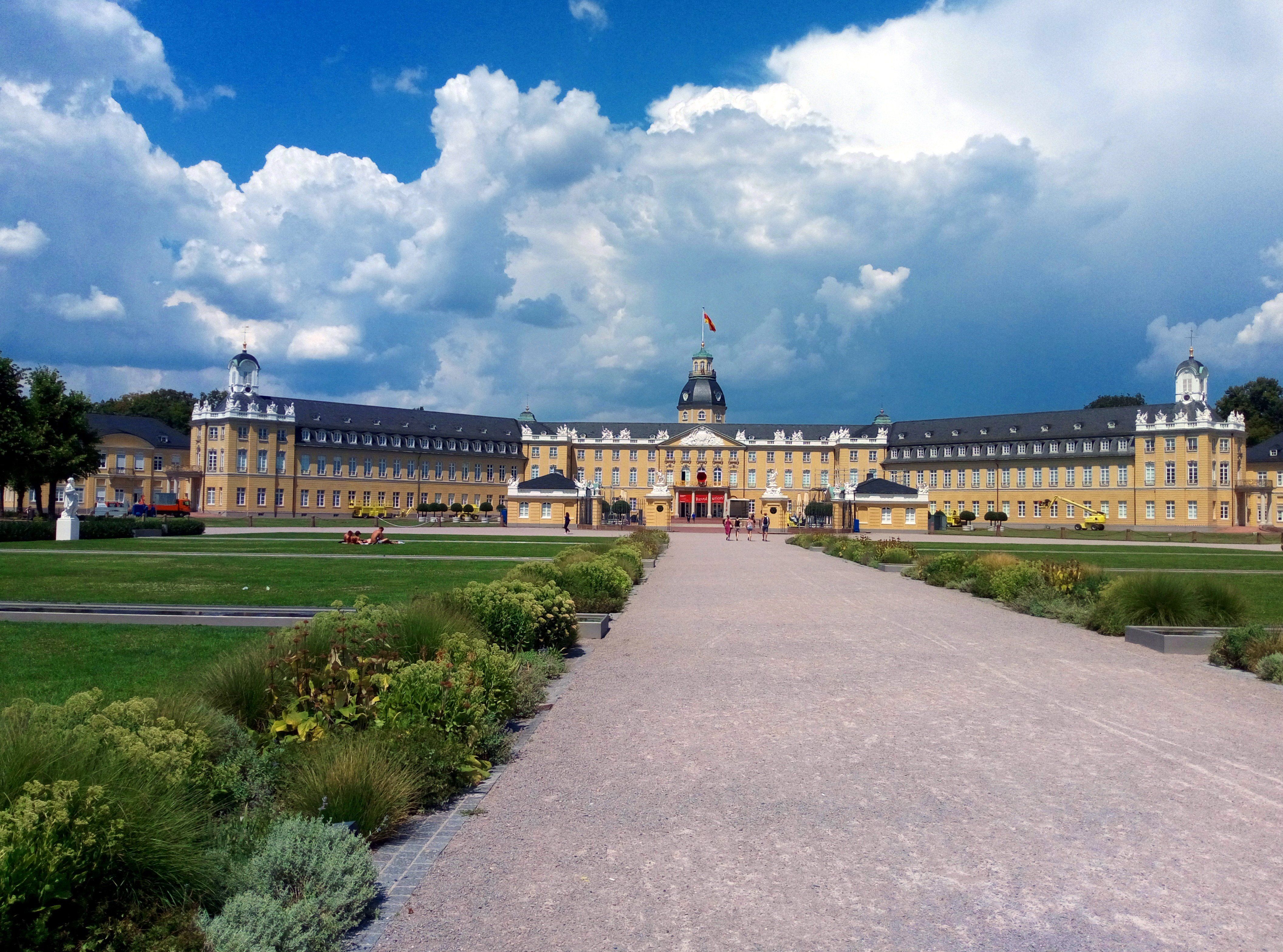 4224x3136 Karlsruhe Palace is a must
