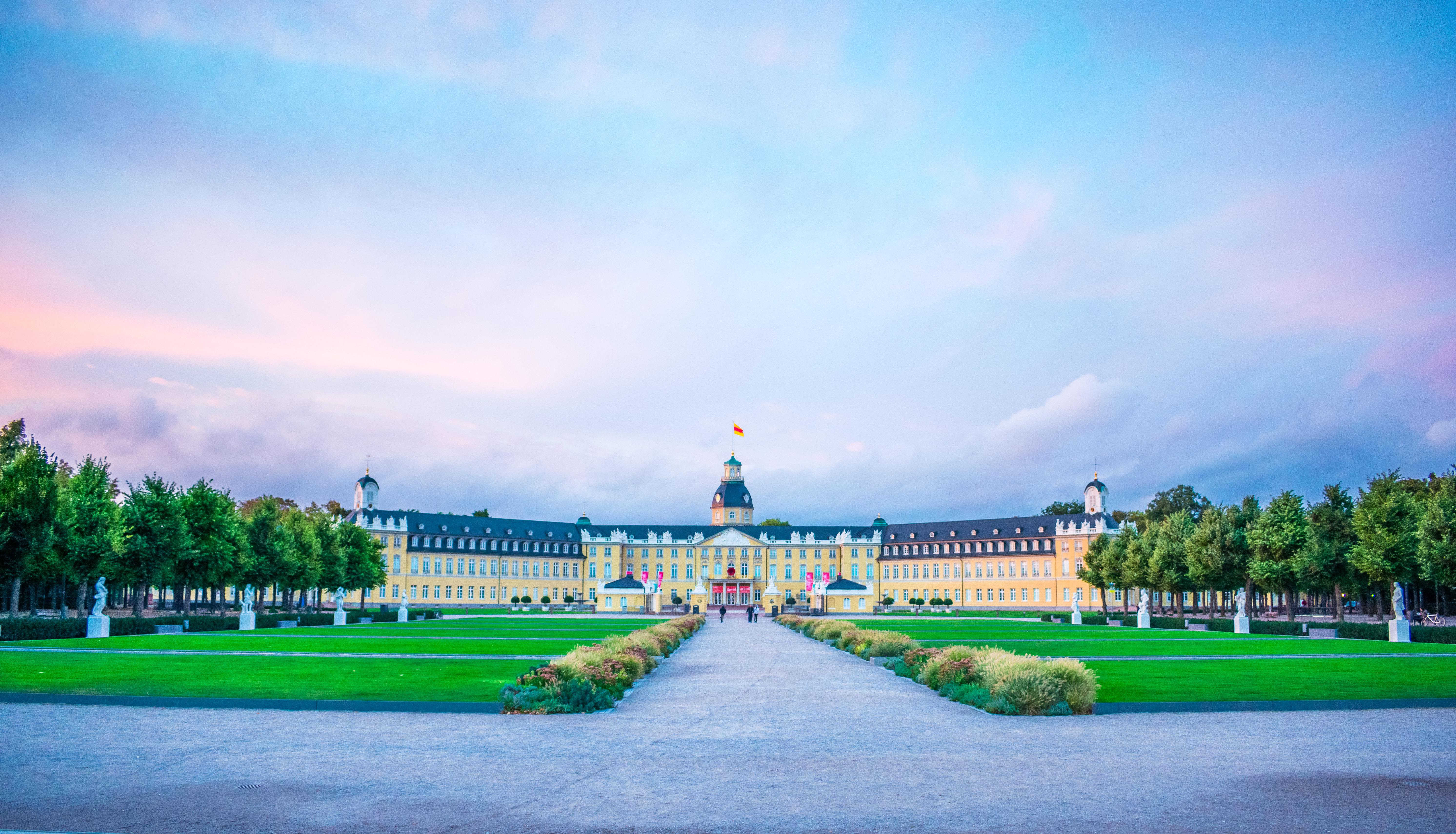 5969x3421 Karlsruhe Schloss