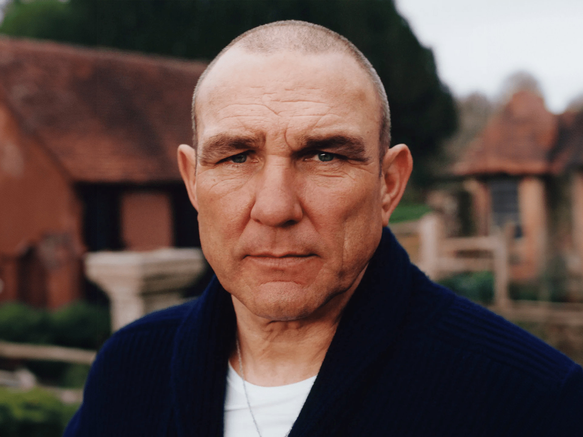 1920x1440 Vinnie Jones