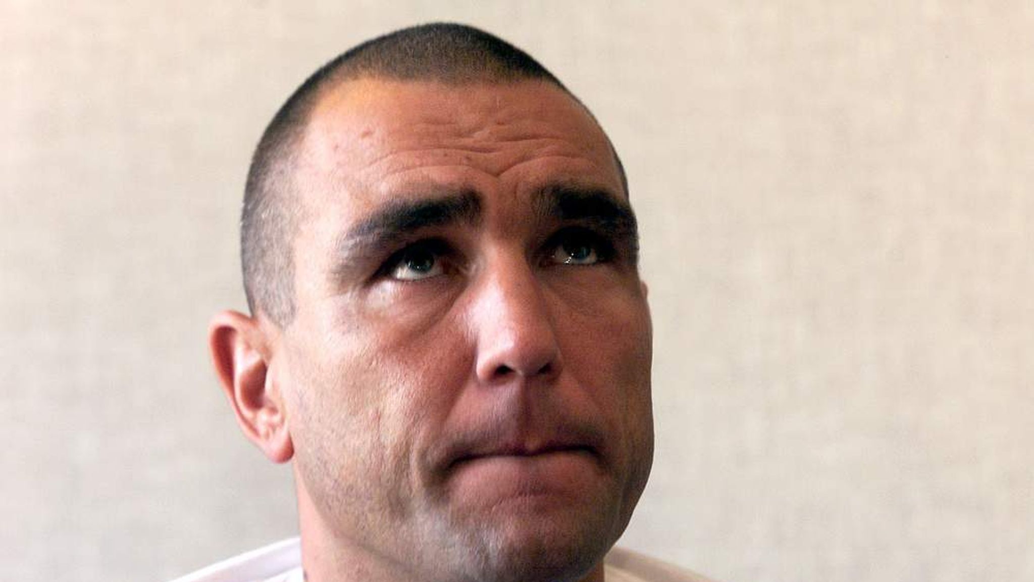 2048x1152 Vinnie Jones: Actor Reveals Skin Cancer Battle