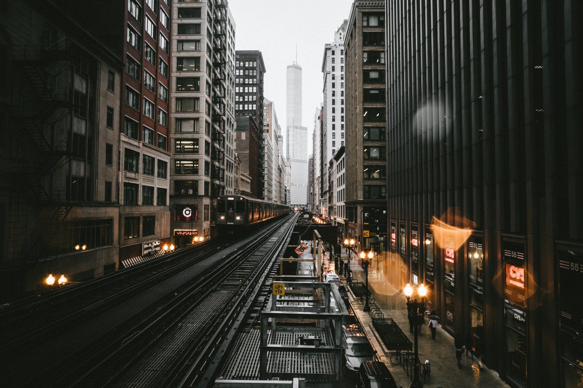 1920x1280 Chicago Tramway in the City Wallpaperx1365