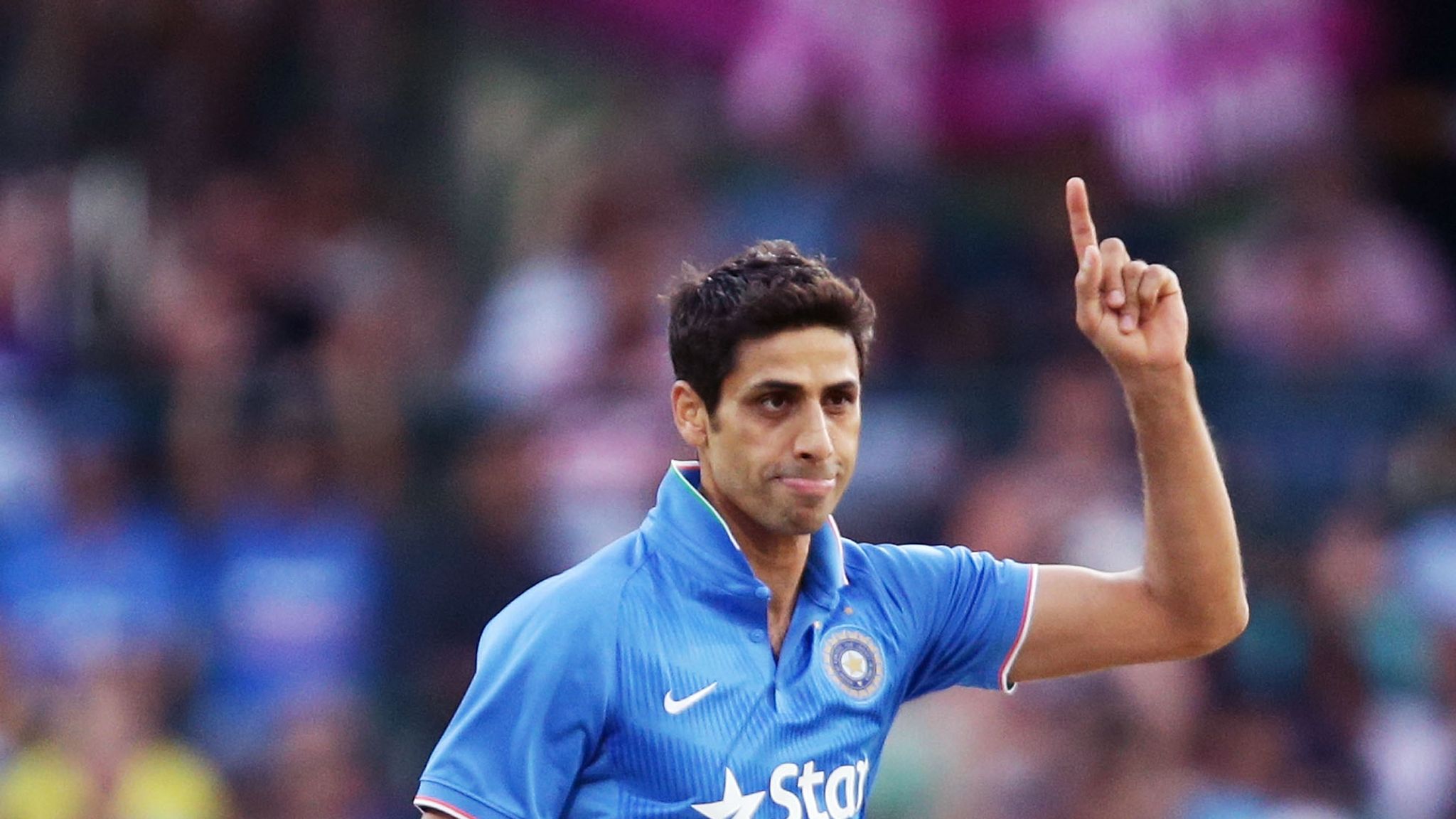 2048x1152 Indian bowler Ashish Nehra to retire from all forms of cricket
