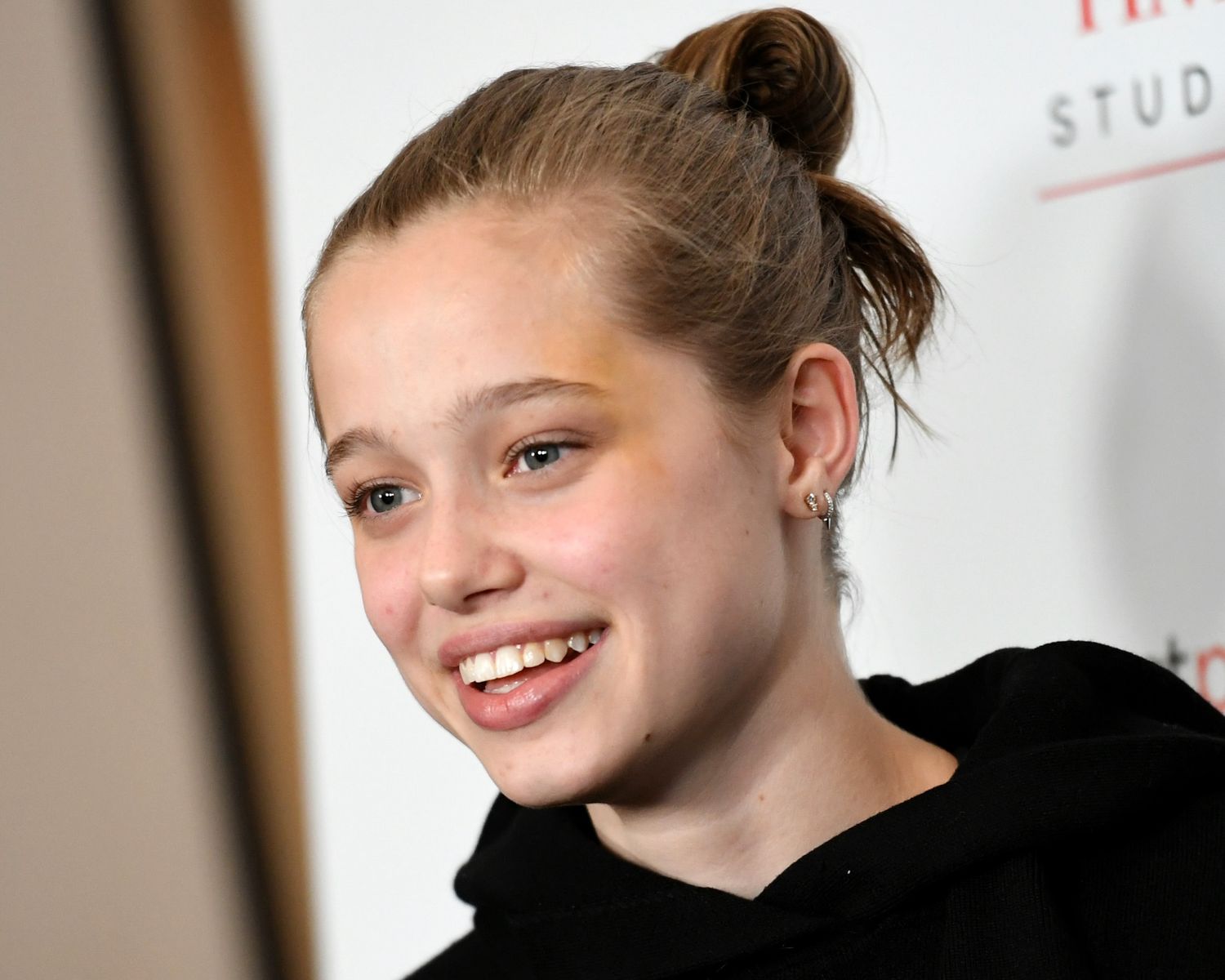 1500x1200 Angelina Jolie's Daughter Shiloh Looks So Different With Blonde Hair