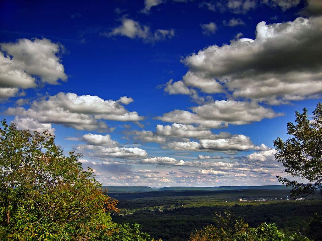 1024x768 The Land of Love Mount Pocono PA