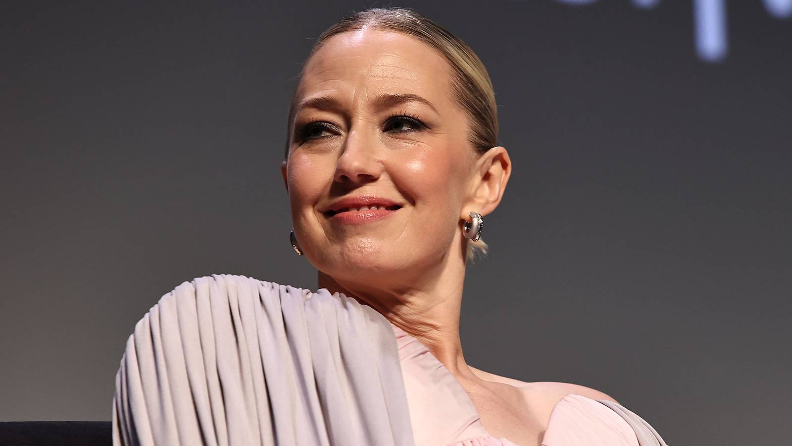 1600x900 Is A Big Year For Carrie Coon, So Watch Her Breakout Role In HBO's Masterpiece With 91% On RT