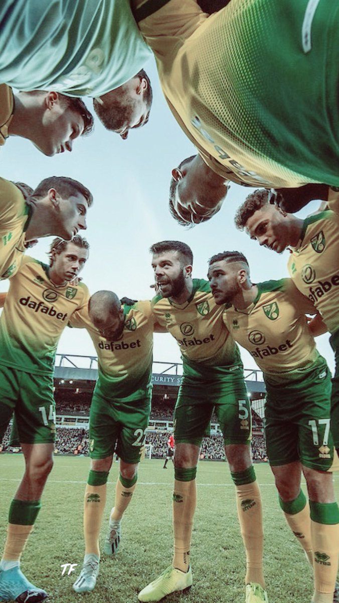676x1200 Norwich City FC. Wallpaper #norwich #NORLEI