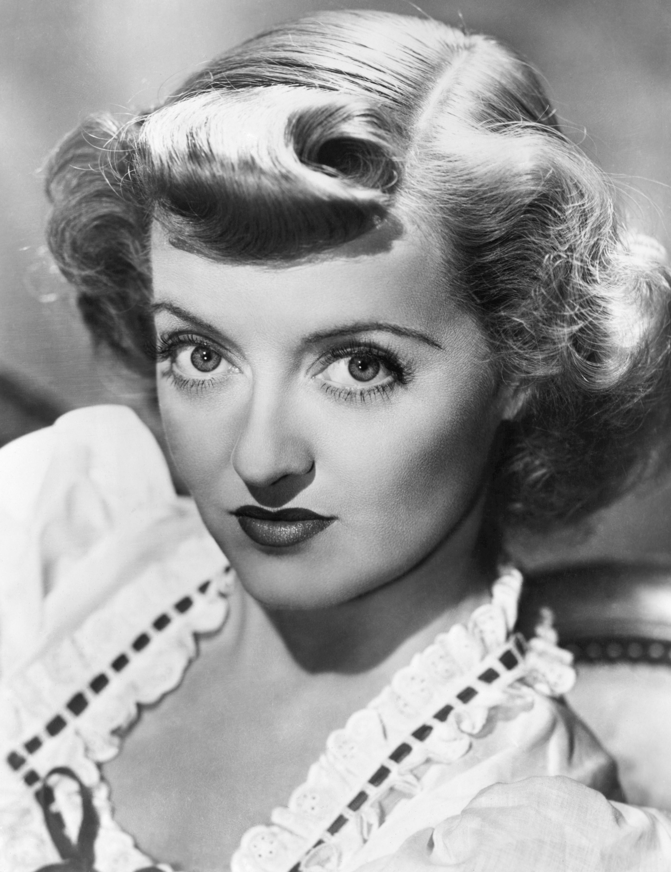2535x3295 Bette Davis