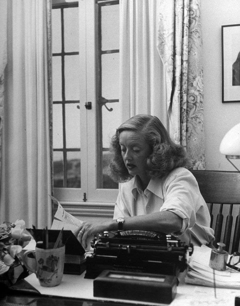 804x1024 Bette Davis Before the 'Feud' Years: Unpublished 1947 Photo