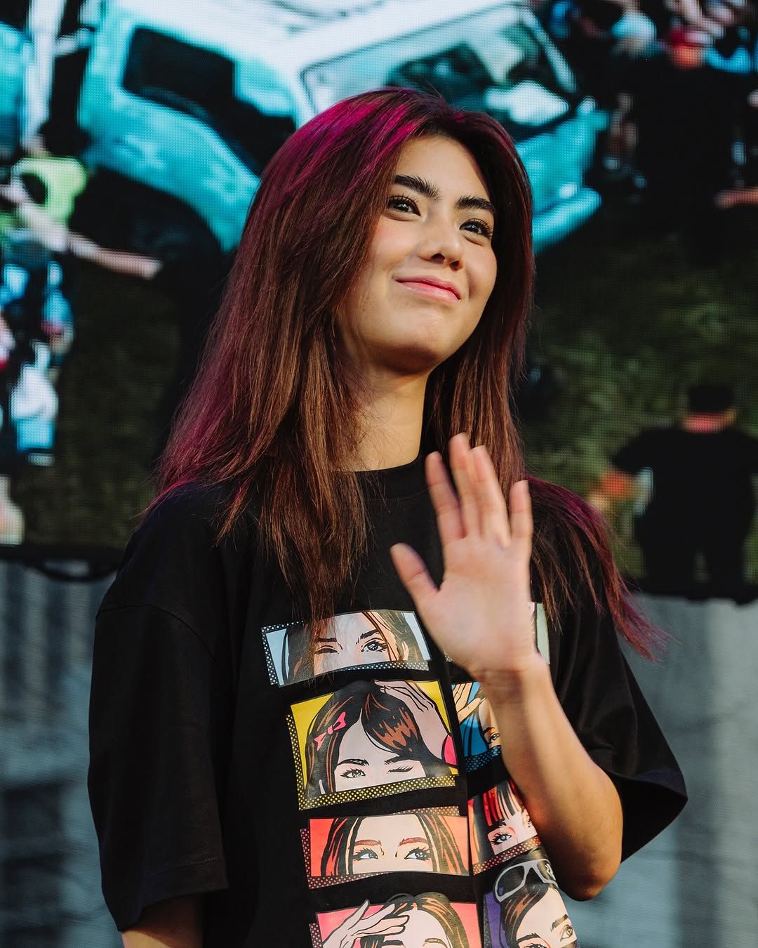1080x1350 Mikha so pretty wearing the OT8 Shirt