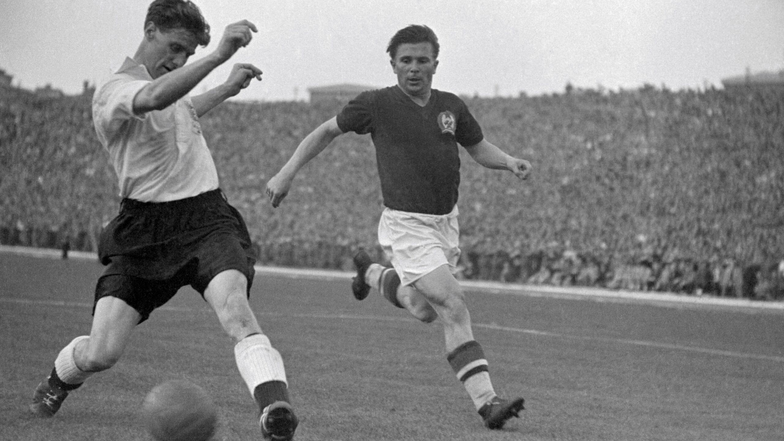 2560x1440 Puskás Series to Depict Legendary Decade of Hungarian Football Icon