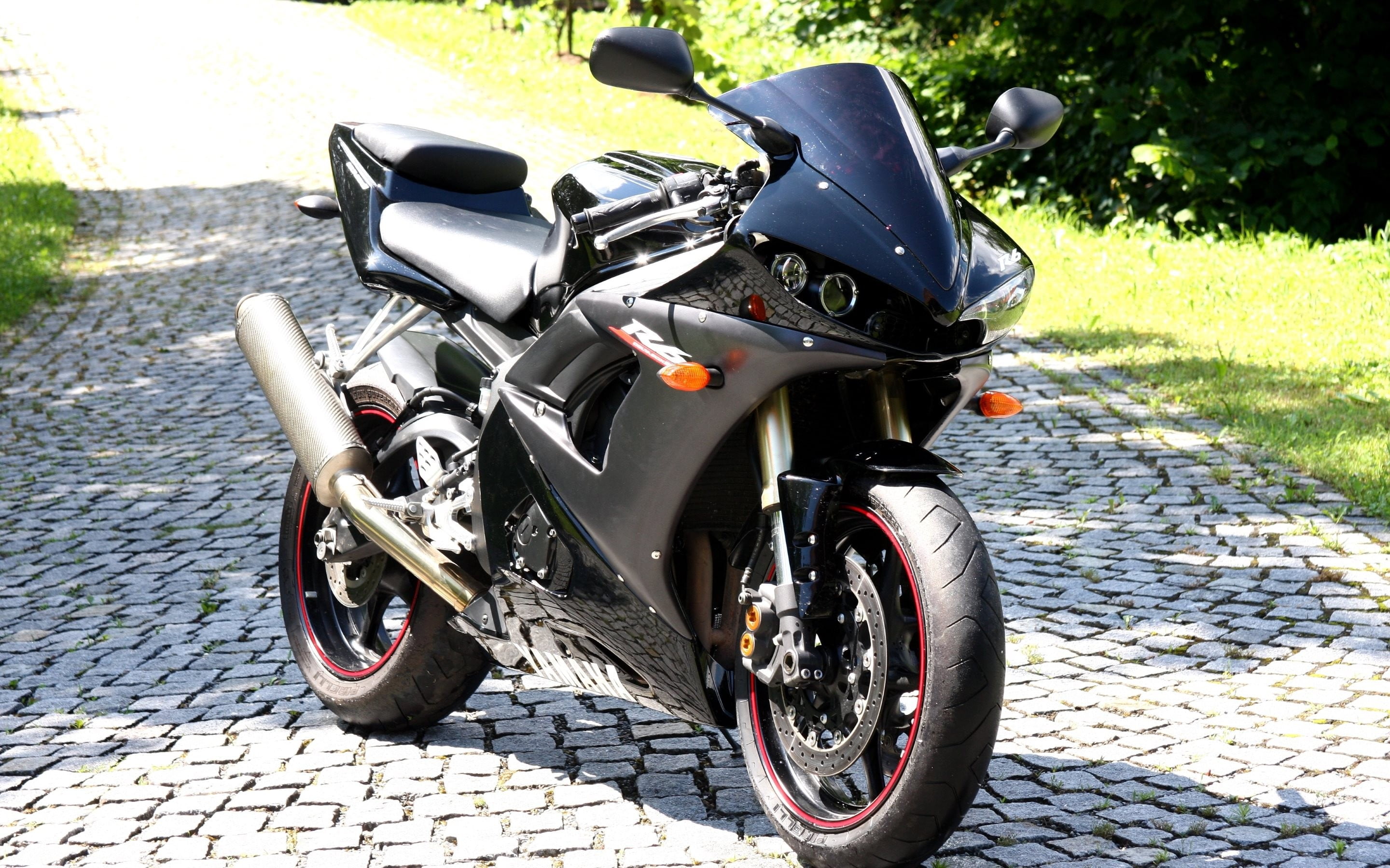 2880x1800 Black sports bike, motorcycle, Yamaha R6 HD wallpaper
