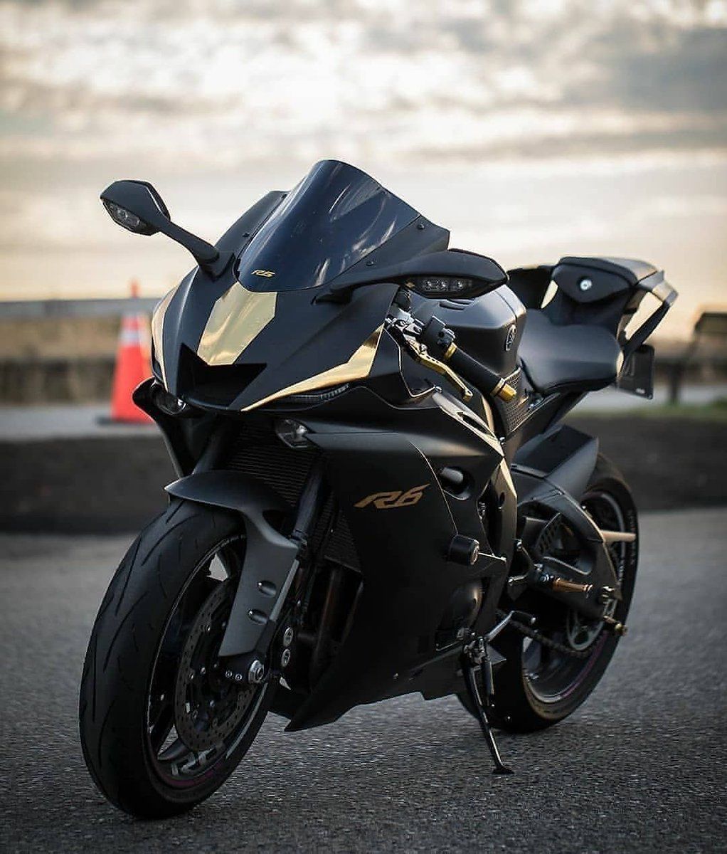 1022x1200 Yamaha R6